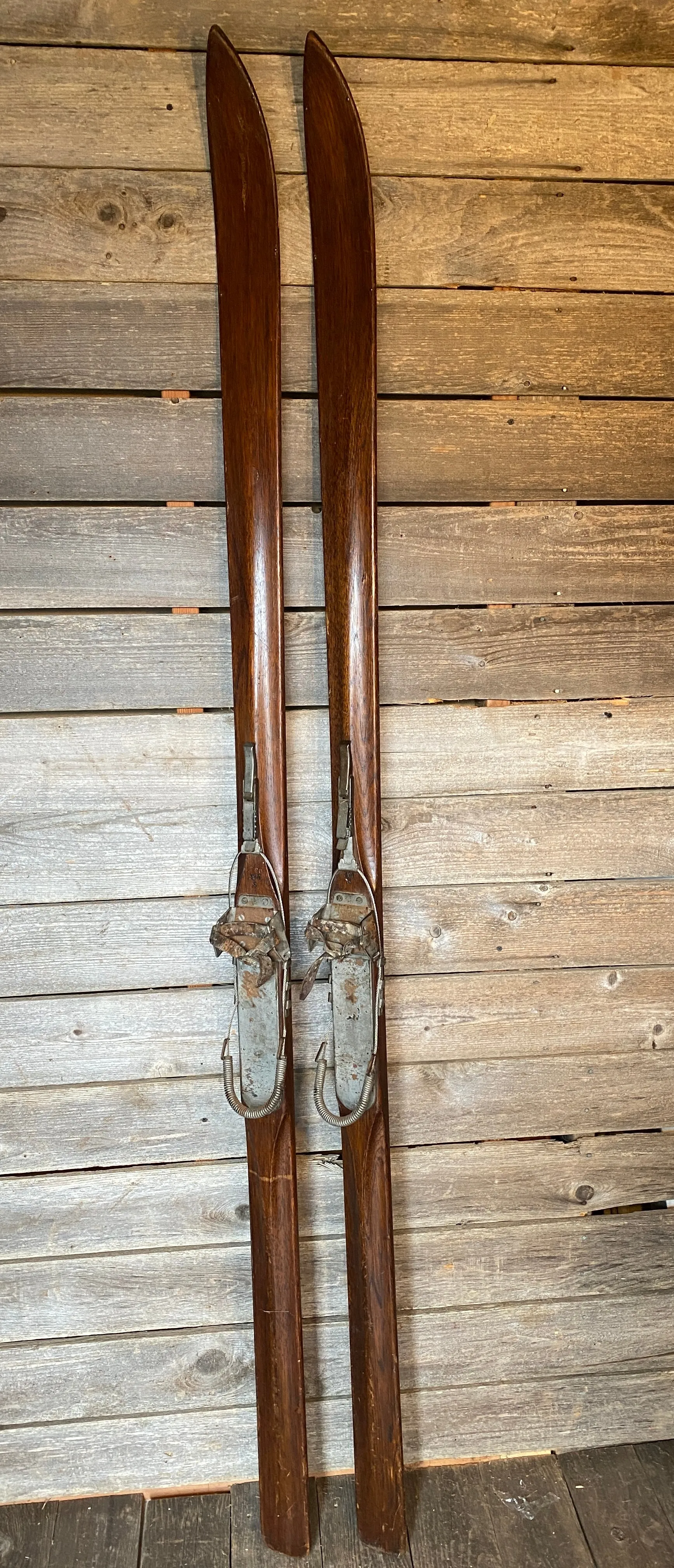 Antique Hand Carved Ridgetop Skis
