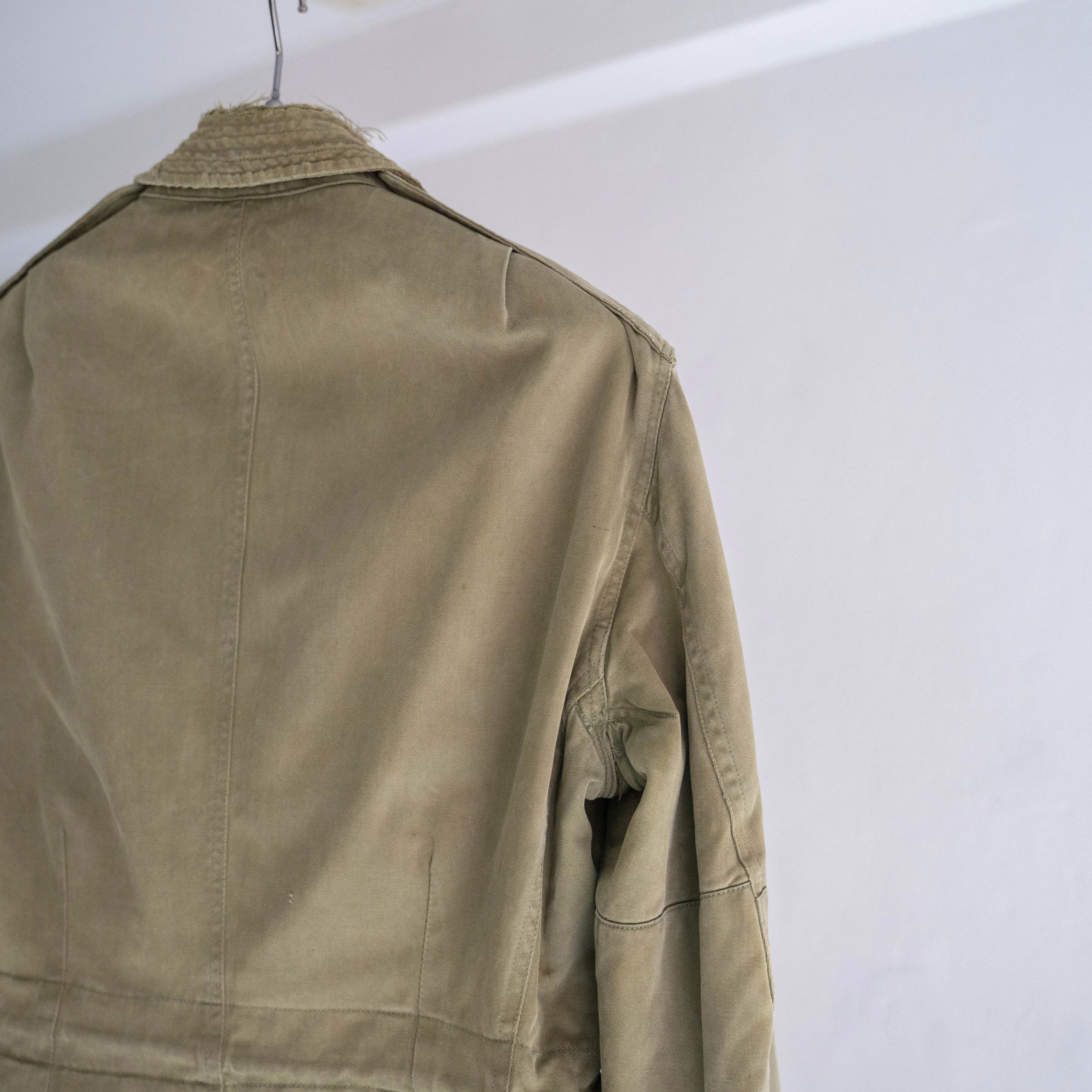 around 1960s British military p1960 pattern combat jacket