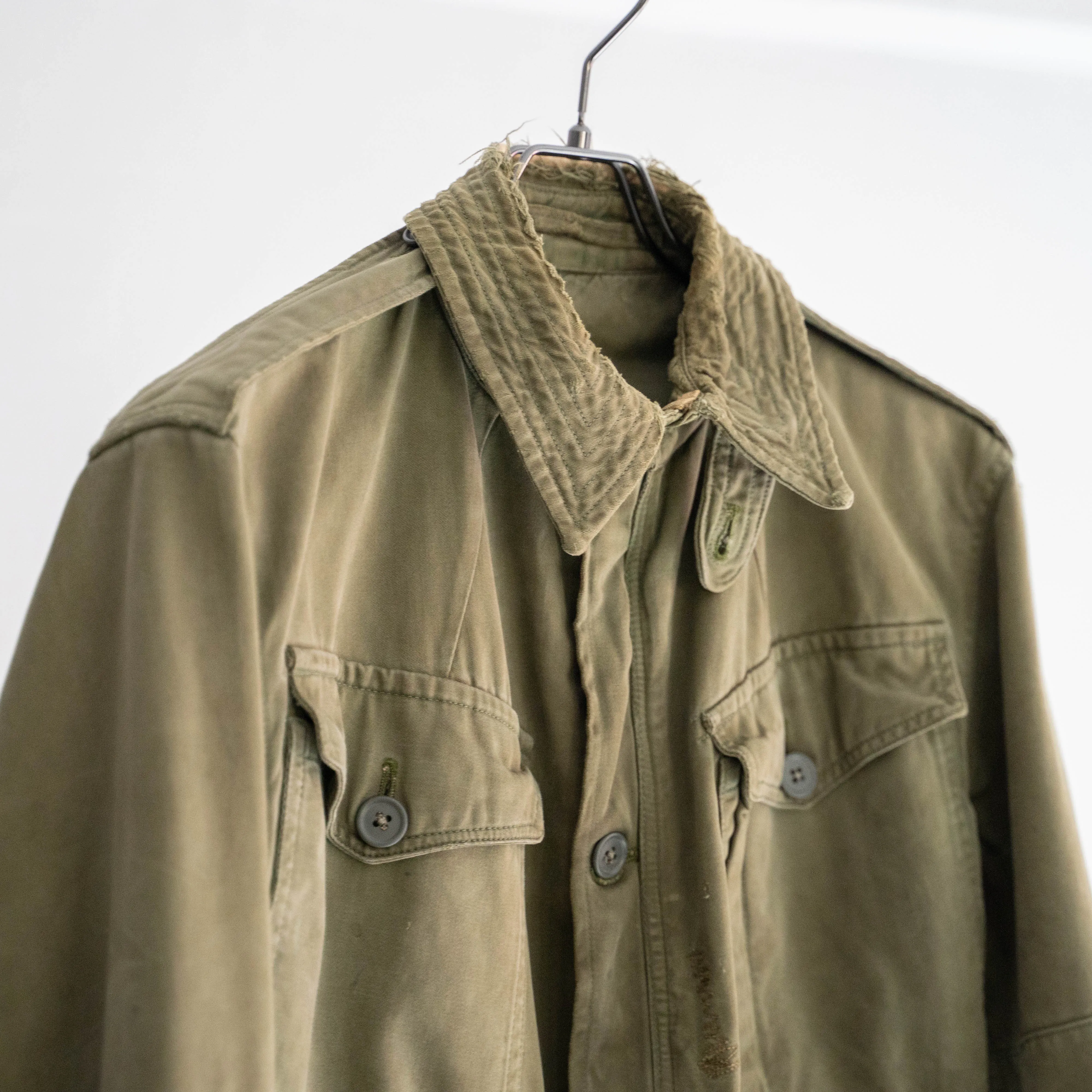 around 1960s British military p1960 pattern combat jacket