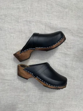 Stylish Black Clogs with Brown Base for Classic Look