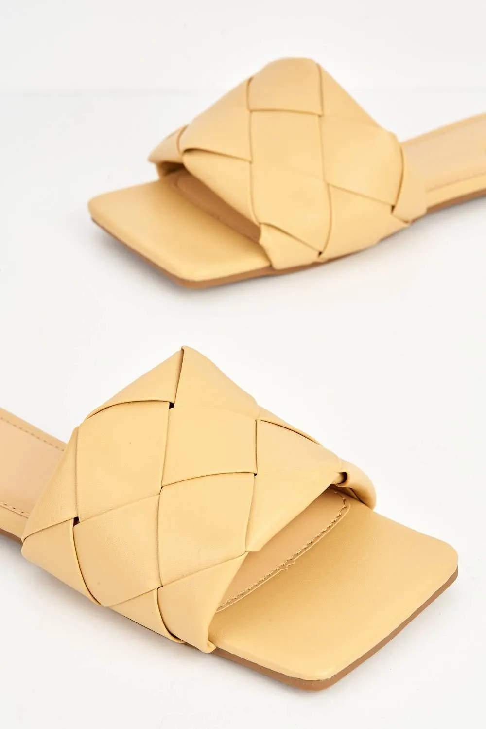 Frisee Plaited Band Square-toe Sliders in Nude