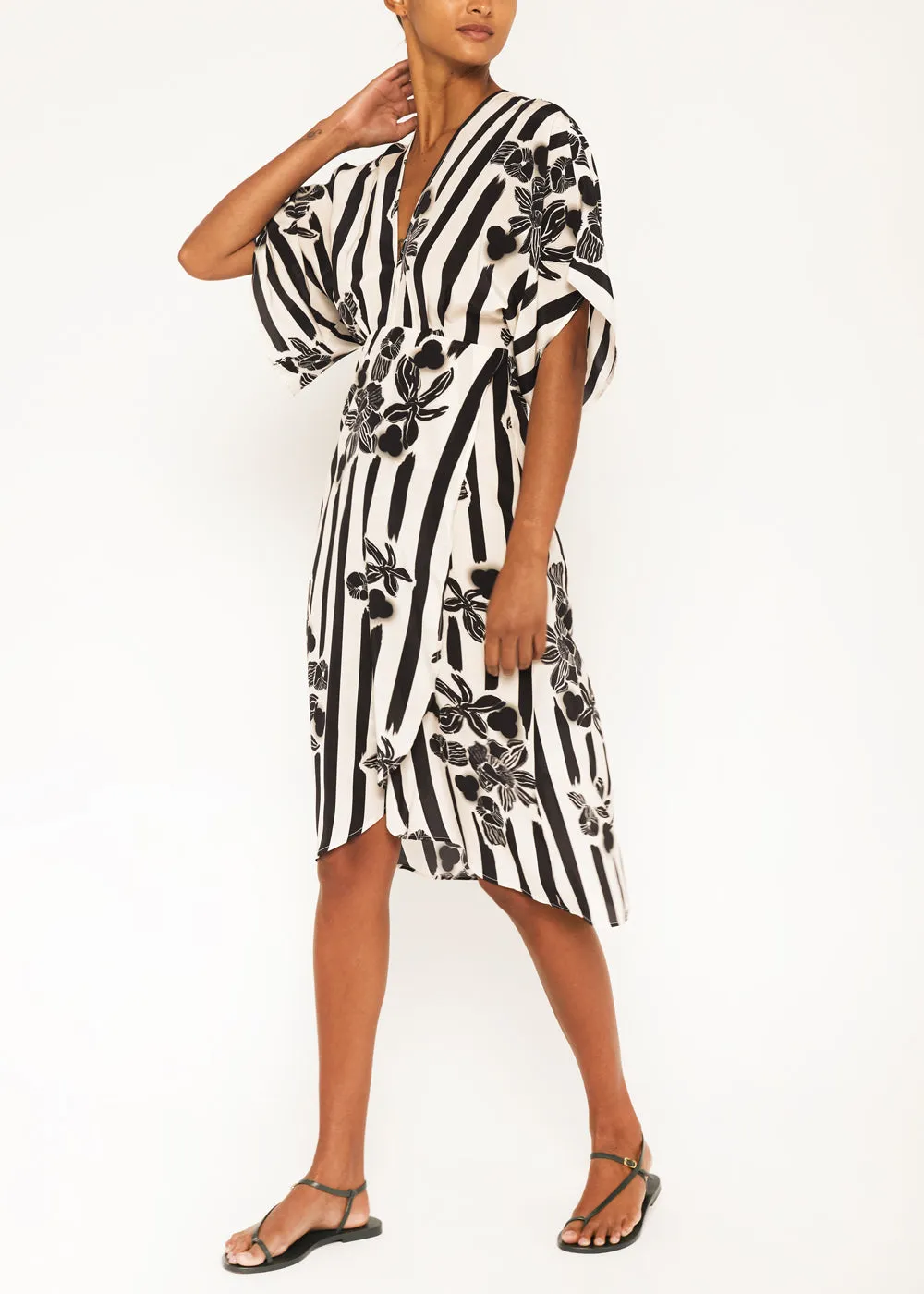 Katie Black White Short Dress