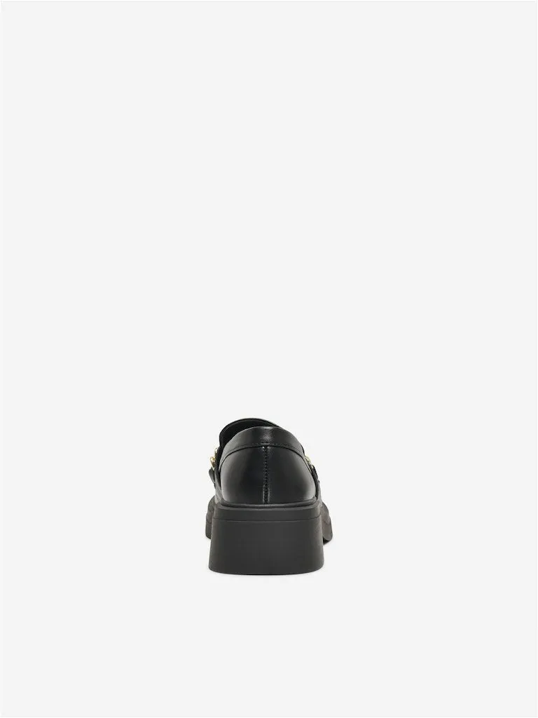 Lazuli Charm Loafer-Black