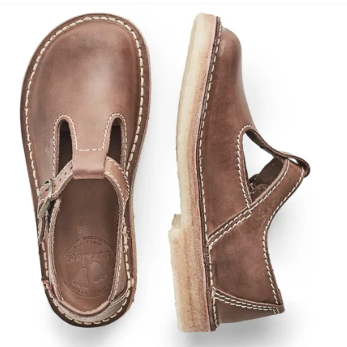 Lolland T bar shoe