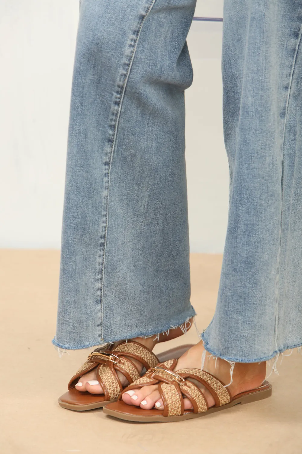TAN DESIGNER TRIM DETAIL RAFFIA STRAP SANDALS